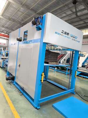 Máquina de apilamiento automático automatiza la alimentación de papel girar y apilar para aumentar el rendimiento en la producción de cartón corrugado
