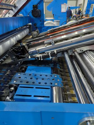 Máquina de laminado de hoja a hoja de alta velocidad para papel corrugado con corrección automática y control servo a 160 m/min
