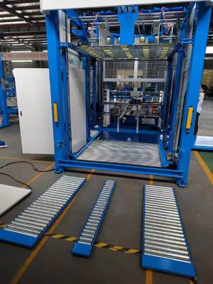 Máquina apiladora automática de flip-flop con mesa de papel lenta integrada y componentes del sistema para volteo y apilamiento de laminadora de flauta en la producción de embalajes