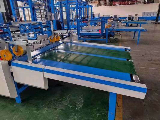 Máquina apiladora automática de flip-flop con mesa de papel lenta integrada y componentes del sistema para volteo y apilamiento de laminadora de flauta en la producción de embalajes