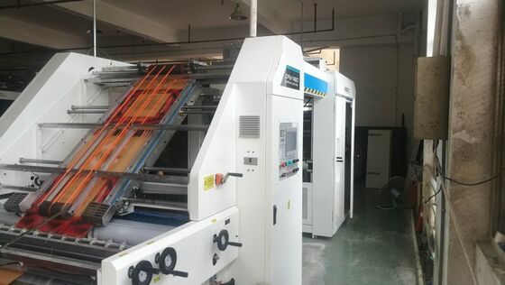 Máquina laminadora eléctrica automática para laminar cartón ondulado de flauta en la industria del embalaje