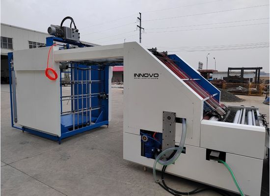 Hoja del top de la máquina de la laminación de la flauta del motor servo a basar para cubrir inteligente automático acanalado