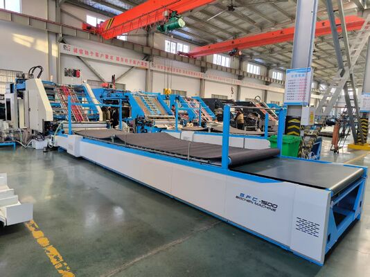 Máquina de laminado de hoja a hoja para la producción de productos de papel laminado corrugado de 2 capas hasta 7 Ply con control servo